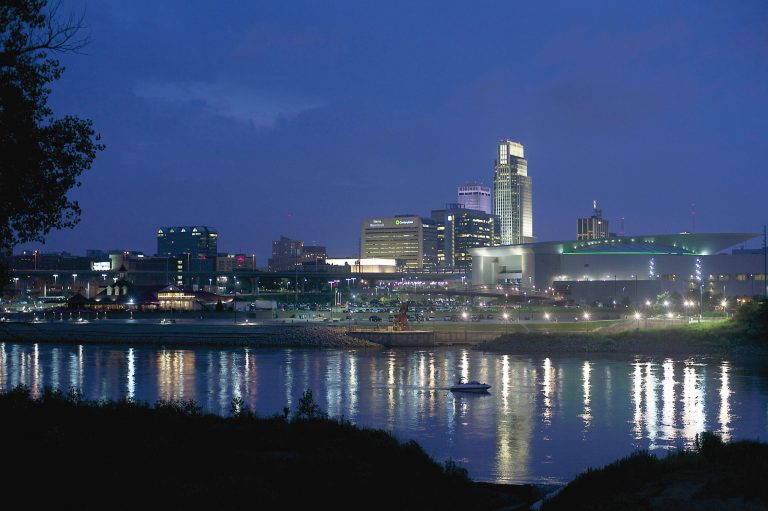 Omaha-skyline-river